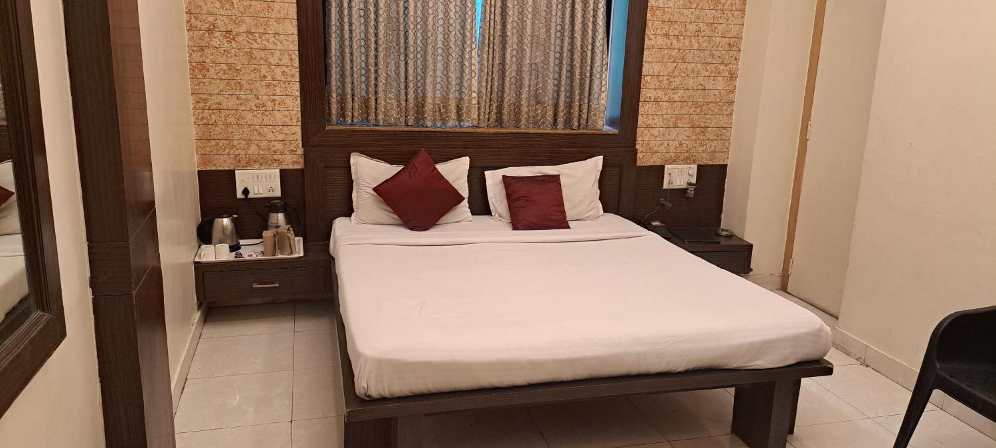 Hotel Shivam بونة المظهر الخارجي الصورة