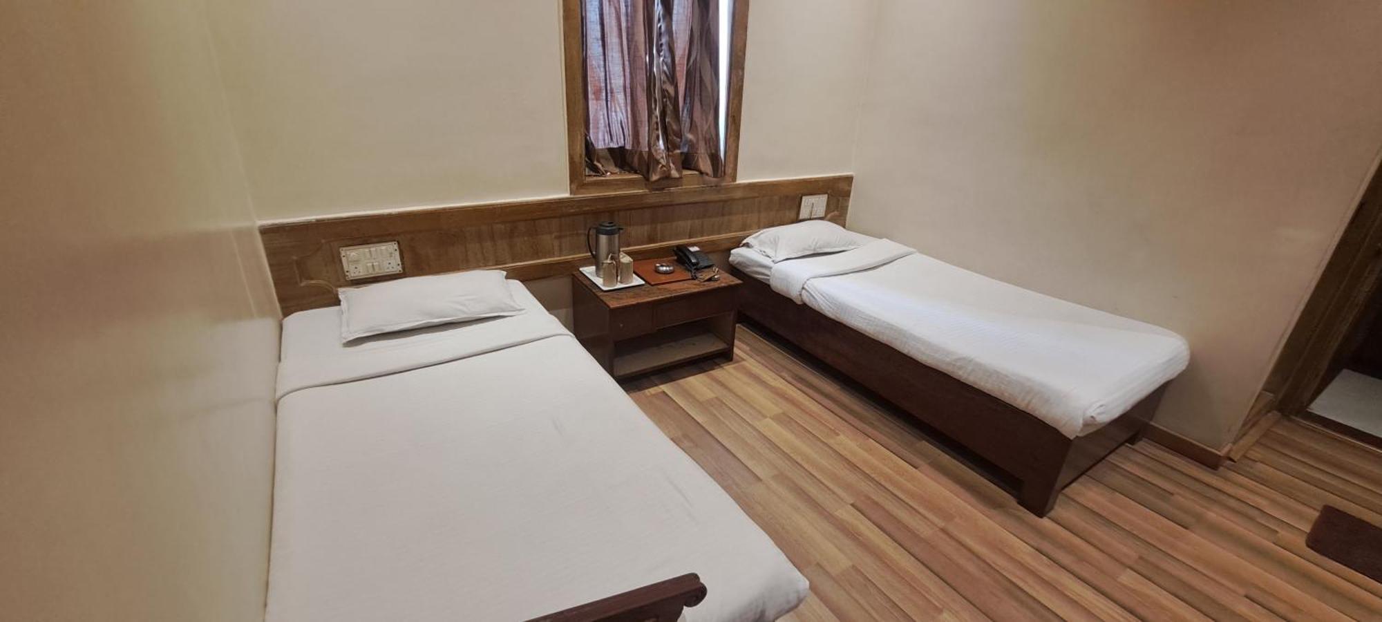 Hotel Shivam بونة المظهر الخارجي الصورة