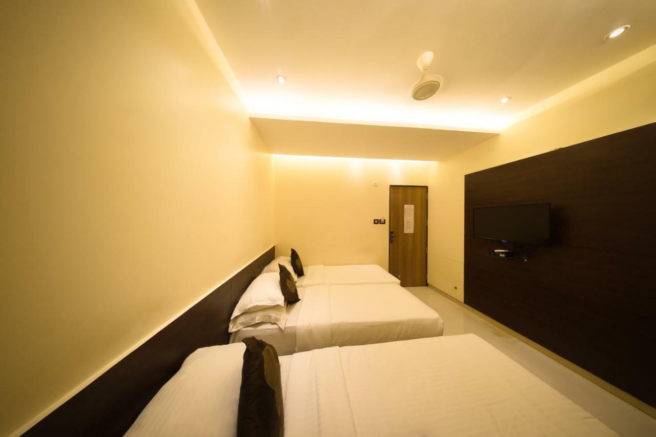 Hotel Shivam بونة المظهر الخارجي الصورة